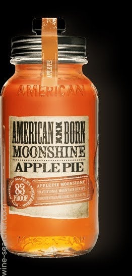 American XXX Born Apple Pie Moonshine, Tennessee, USA